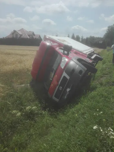 POMOC DROGOWA-LAWETA 24H STALOWA WOLA KRAW-TRANS A-K